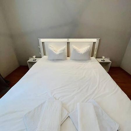 Chic Retreat Timisoara公寓 外观 照片